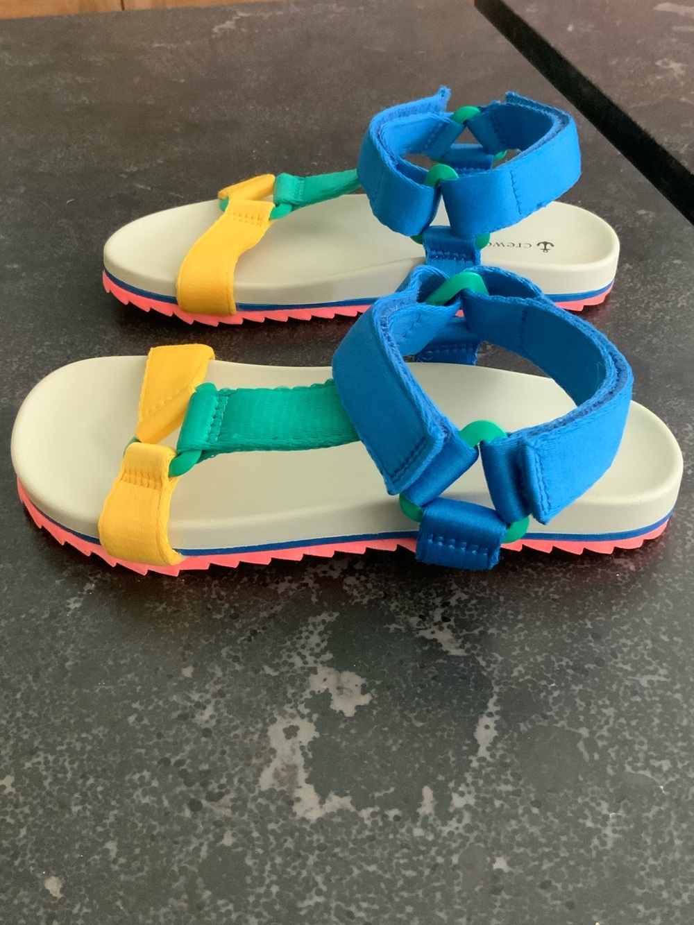 Kid’s sz 12 sporty strap sandals colorblock